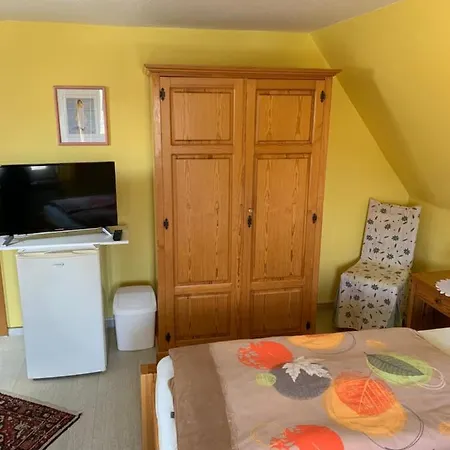 Pension Kunterbunt 3*